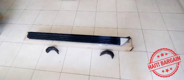 NISSAN FRONTIER RUNNING BOARD