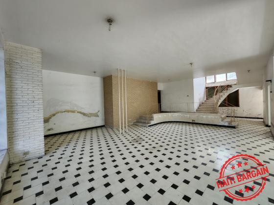 PROPRIETE A VENDRE, ZONE:  PV