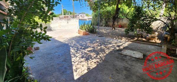 MAISON AVEC 2 APTS A VENDRE - ZONE: DELMAS 33