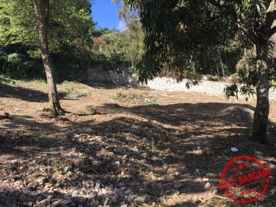 TERRAIN A VENDRE - ZONE: MONTAGNE NOIRE