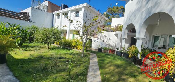 MAISON AVEC 2 APTS A VENDRE, ZONE: MORNE CALVAIRE