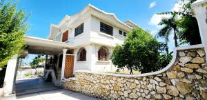 MAISON A VENDRE, ZONE: DELMAS 40B / LYCEE FRANCAIS
