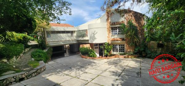 MAISON A VENDRE, ZONE: BOUTILIER
