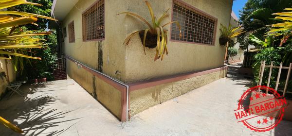 MAISON A LOUER & A VENDRE, ZONE: DELMAS 83