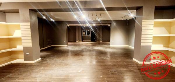 IMMEUBLE COMMERCIAL A LOUER, ZONE: PV