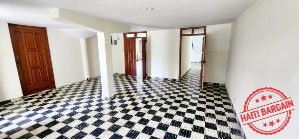 MAISON A VENDRE, ZONE:  FERMATHE