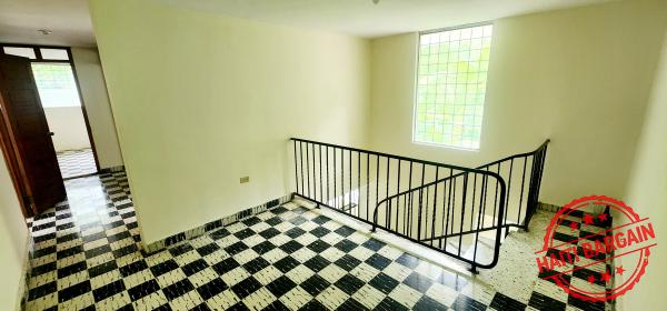 MAISON A VENDRE, ZONE:  FERMATHE