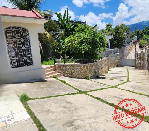 MAISON A VENDRE, ZONE: PUIT BLAIN