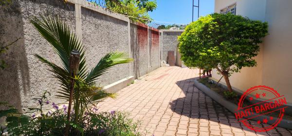 MAISON A VENDRE, ZONE: PUIT BLAIN