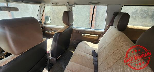 2010 TOYOTA LAND CRUISER