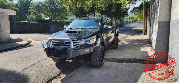 2017 TOYOTA HILUX