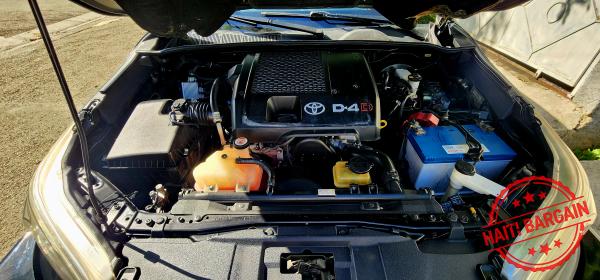 2017 TOYOTA HILUX