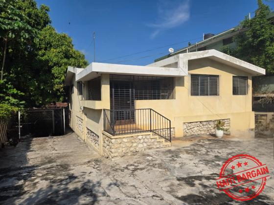 MAISON A VENDRE, ZONE: PETION-VILLE