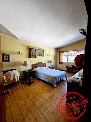 MAISON A VENDRE, ZONE: PETION-VILLE