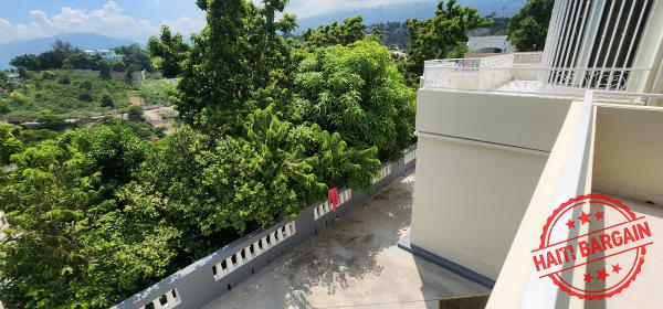MAISON A VENDRE, ZONE: VIVY MITCHEL