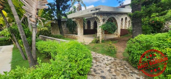 APPARTEMENT A LOUER - ZONE: DELMAS 95