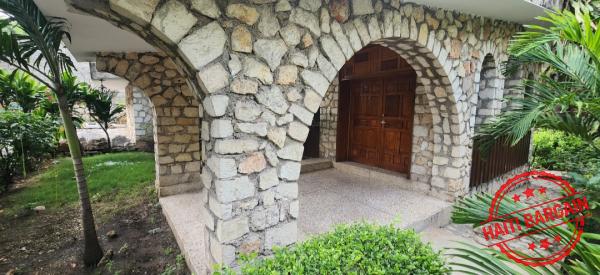 APPARTEMENT A LOUER - ZONE: DELMAS 95