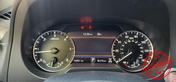 2022 NISSAN FRONTIER LE
