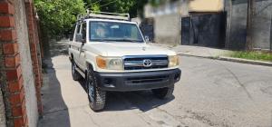 2010 TOYOTA LAND CRUISER