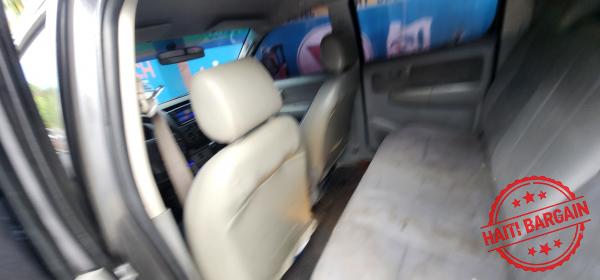 2011 TOYOTA HILUX