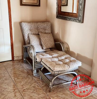 CHAIR WITH OTTOMAN