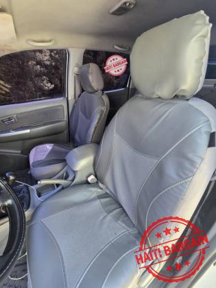 2010 TOYOTA HILUX