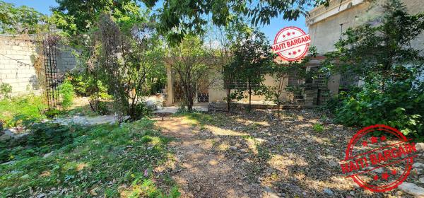 PROPRIETE A VENDRE - ZONE:  DELMAS 75