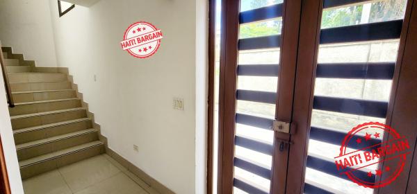 IMMEUBLE COMMERCIAL A LOUER & A VENDRE -ZONE: JUVENAT