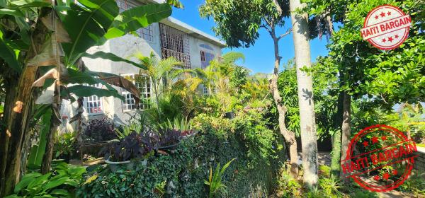 MAISON AVEC 1 STUDIO A VENDRE, ZONE: TARA'S
