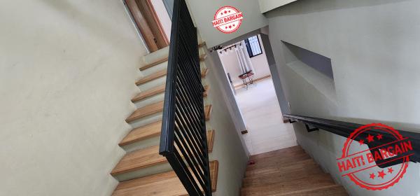 MAISON A VENDRE, ZONE: Vivy Mitchel