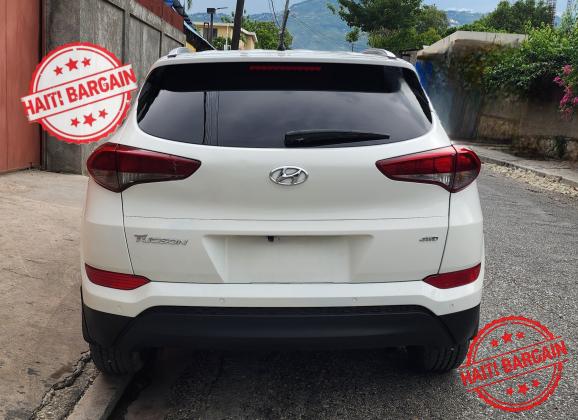 2016 HYUNDAI TUCSON