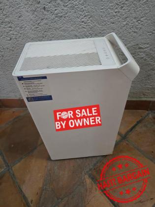 DEHUMIDIFIER