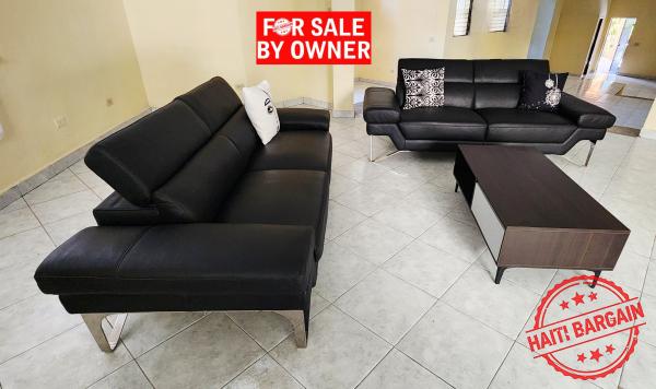 SALON EN CUIR – FOR SALE BY OWNER