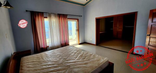 MAISON + 3 STUDIOS À VENDRE – TARA’S