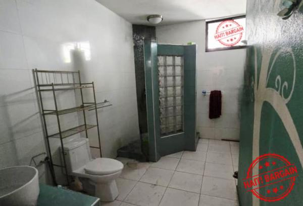 MAISON À VENDRE – PELERIN 6