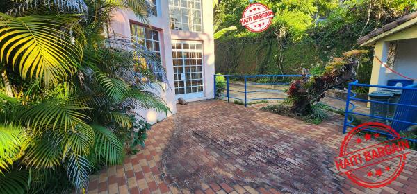 MAISON A VENDRE, ZONE: FERMATHE 45 & ANGLADE 2