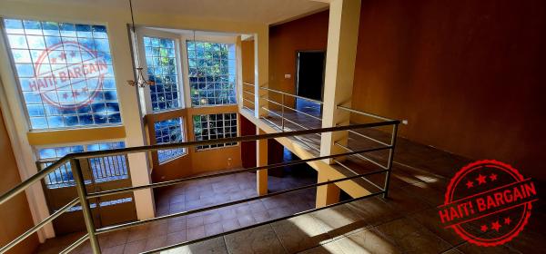 MAISON A VENDRE, ZONE: FERMATHE 45 & ANGLADE 2