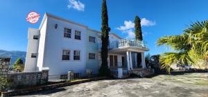 APPARTEMENT À VENDRE – TARA'S