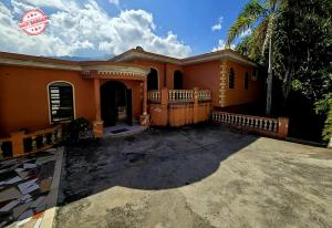 MAISON À VENDRE – PELERIN 6