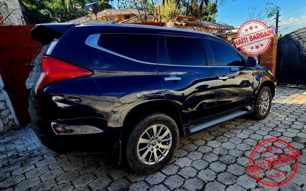 2017 MITSUBISHI MONTERO SPORT