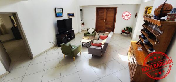 MAISON À VENDRE – VIVY MITCHEL