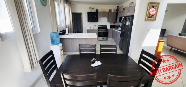 MAISON À VENDRE – VIVY MITCHEL