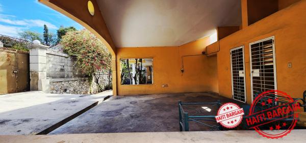 MAISON SÉPARÉE EN 2 APPARTEMENTS – À LOUER & À VENDRE