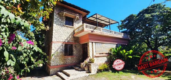 2 PROPRIÉTÉS À VENDRE – ZONE: PV