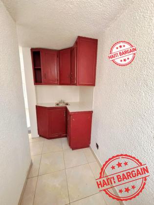 ESPACE COMMERCIAL A LOUER - ZONE: PETION-VILLE