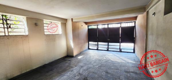 IMMEUBLE COMMERCIAL À VENDRE – Zone: PV