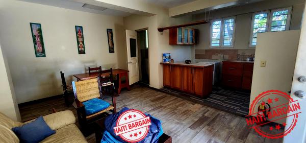 IMMEUBLE COMMERCIAL À VENDRE – Zone: PV