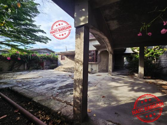 MAISON À LOUER  – DELMAS 75