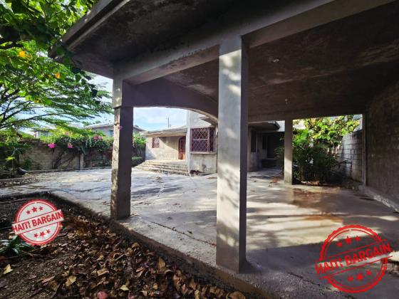 MAISON À LOUER  – DELMAS 75