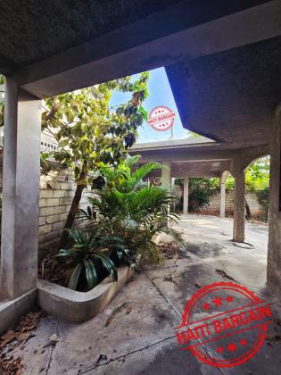 MAISON À LOUER  – DELMAS 75